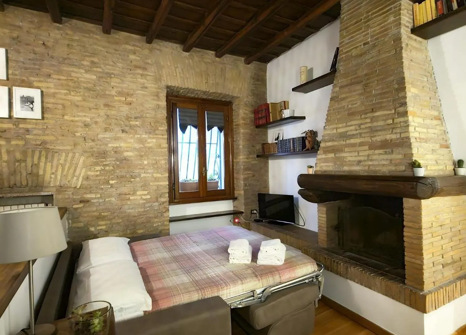 Pantheon Private Apartment Rzym Włochy